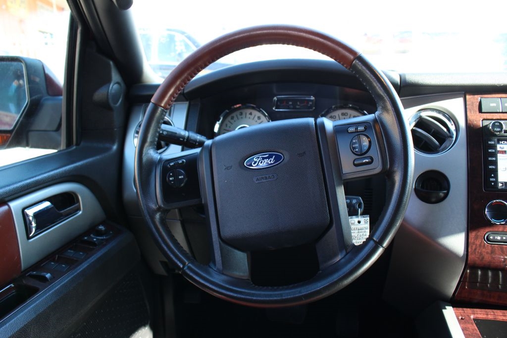 Ford Expedition King Ranch 2WD 2012