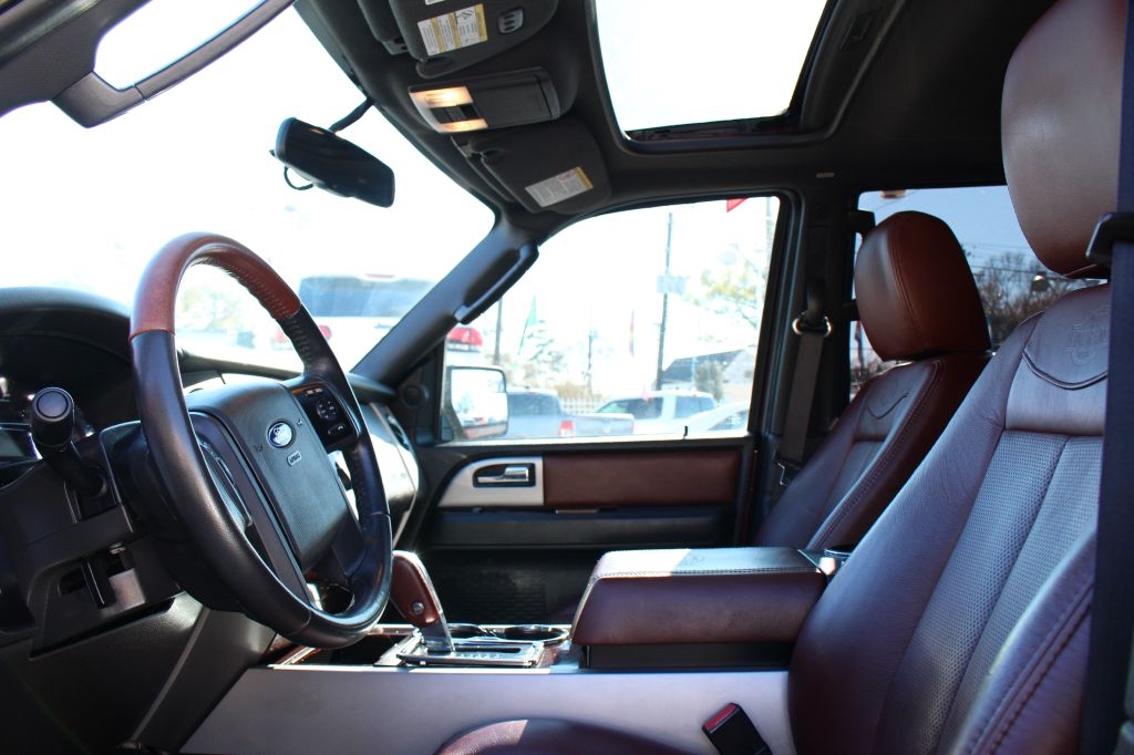 Ford Expedition King Ranch 2WD 2012