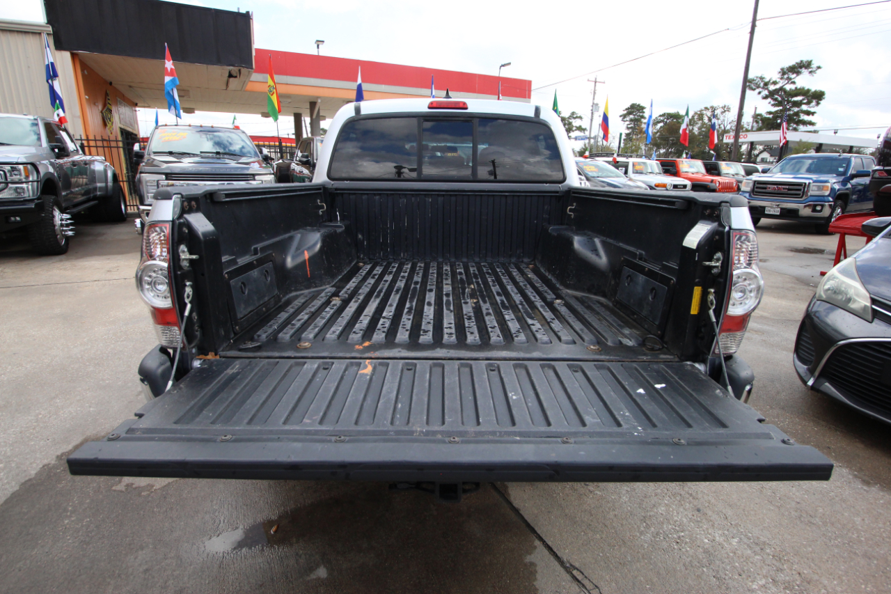 Toyota Tacoma PreRunner Double Cab I4 4AT 2WD 2015