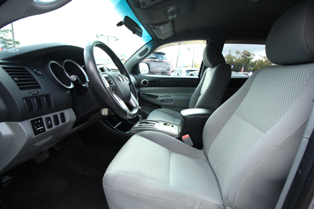 Toyota Tacoma PreRunner Double Cab I4 4AT 2WD 2015