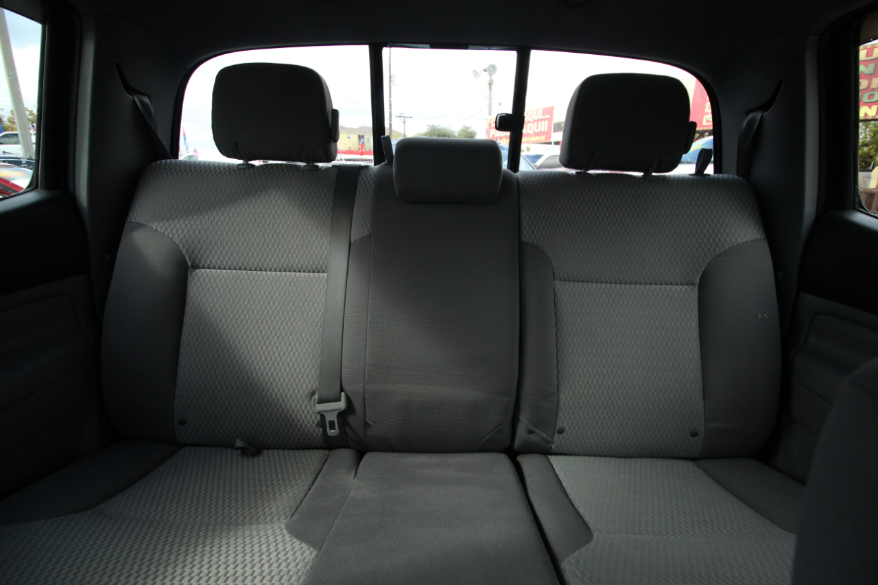 Toyota Tacoma PreRunner Double Cab I4 4AT 2WD 2015