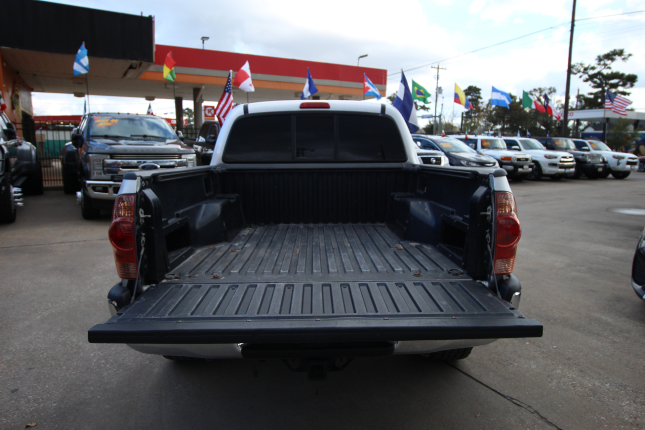Toyota Tacoma PreRunner Double Cab V6 Auto 2WD 2008