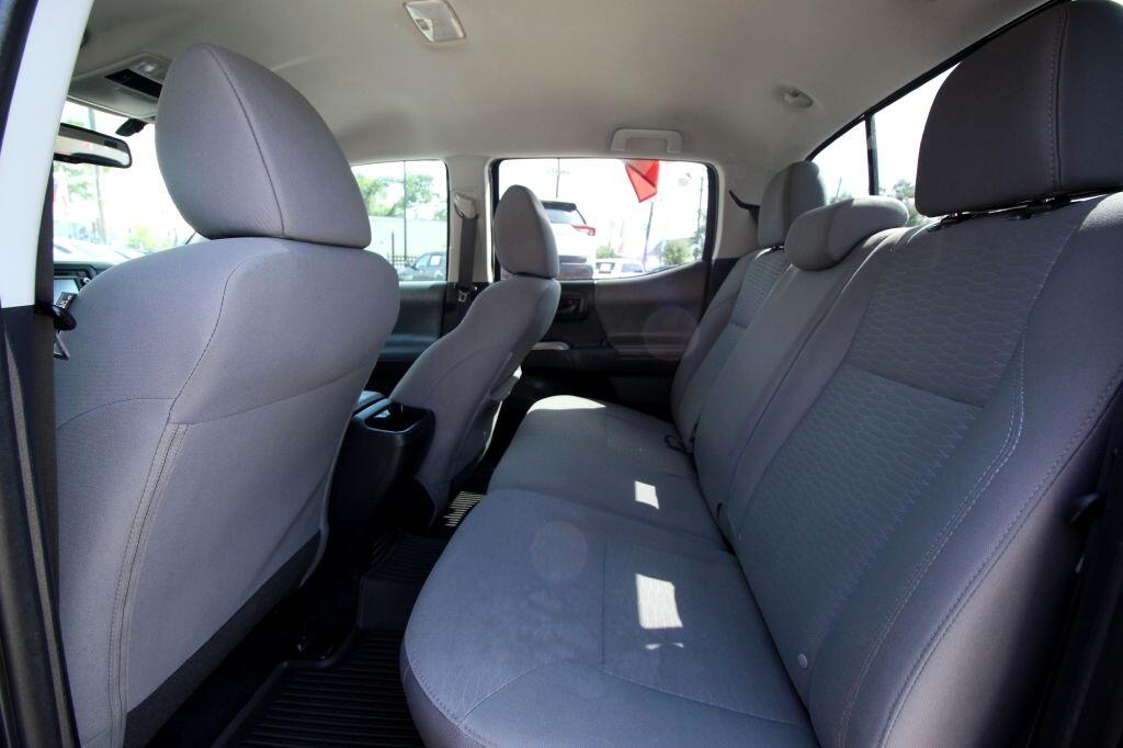 Toyota Tacoma SR5 Double Cab Long Bed V6 6AT 2WD 2017 Toyota Tacoma SR5 Double Cab Long Bed V6 6AT 2WD 2017