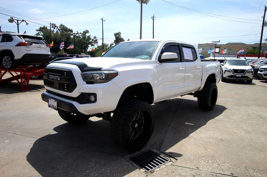 Toyota Tacoma SR5 Double Cab I4 2WD 2022 Toyota Tacoma SR5 Double Cab I4 2WD 2022