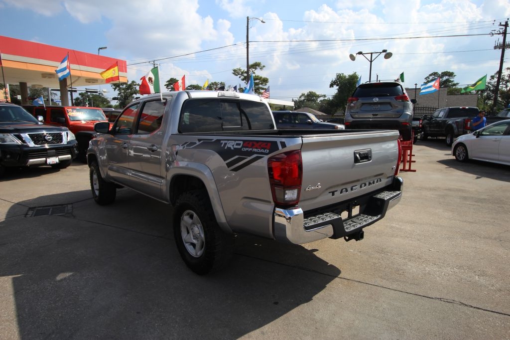 Toyota Tacoma SR5 Double Cab Long Bed V6 6AT 4WD 2020 Toyota Tacoma SR5 Double Cab Long Bed V6 6AT 4WD 2020