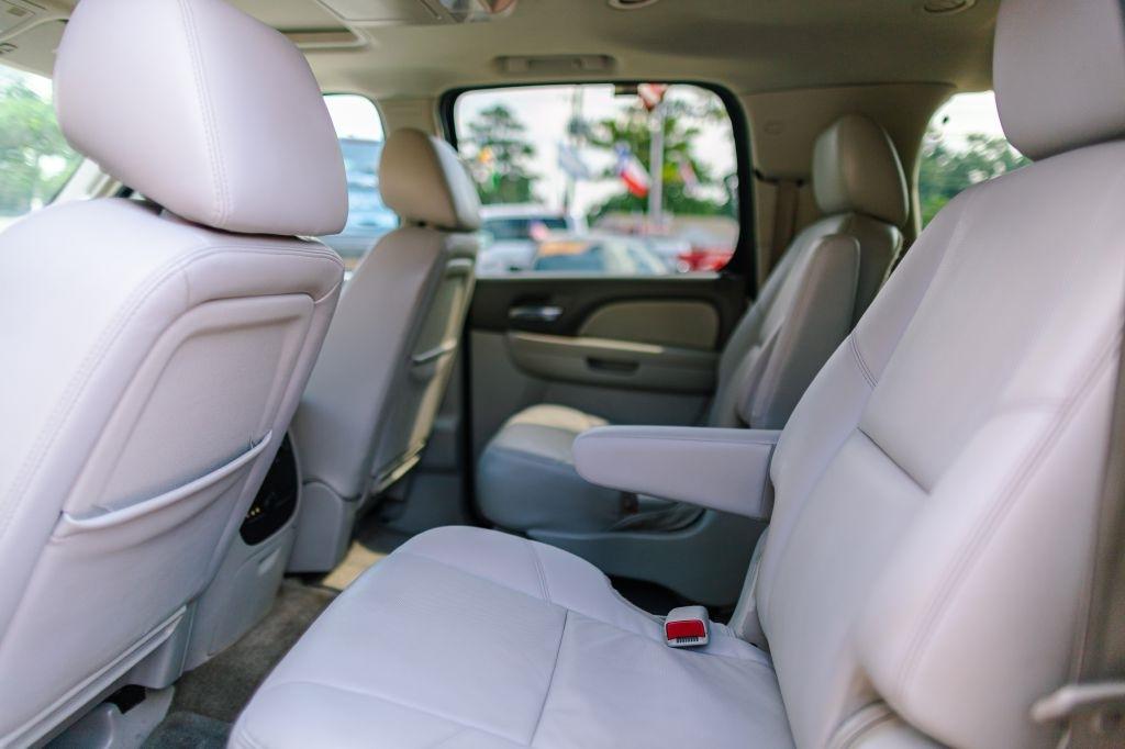 Chevrolet Suburban LTZ 1500 4WD 2014