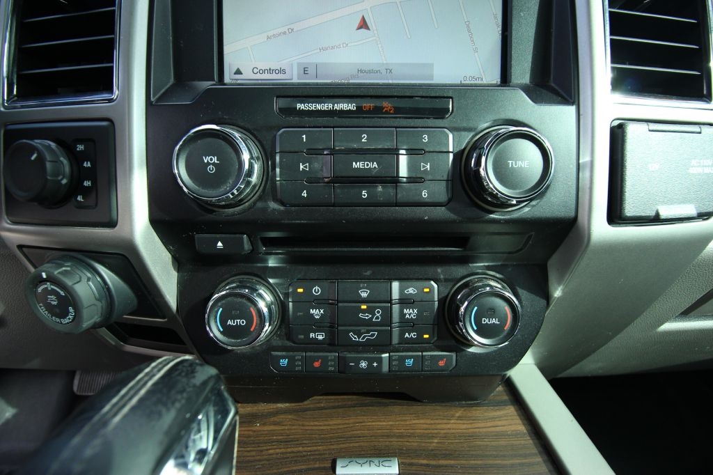 Ford F-150 XL SuperCrew 6.5-ft. Bed 4WD 2017