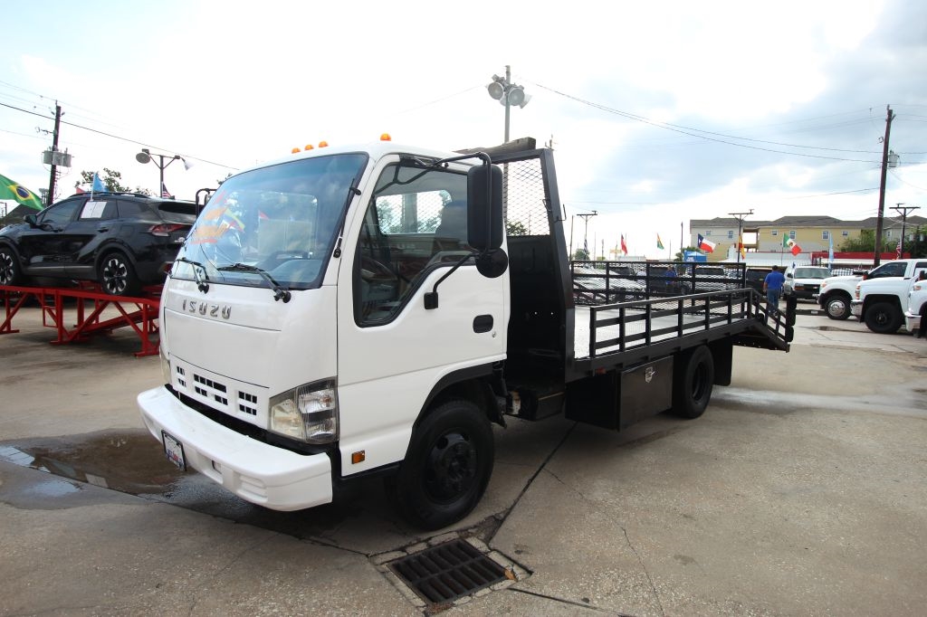 Isuzu NPR  2006 Isuzu NPR  2006