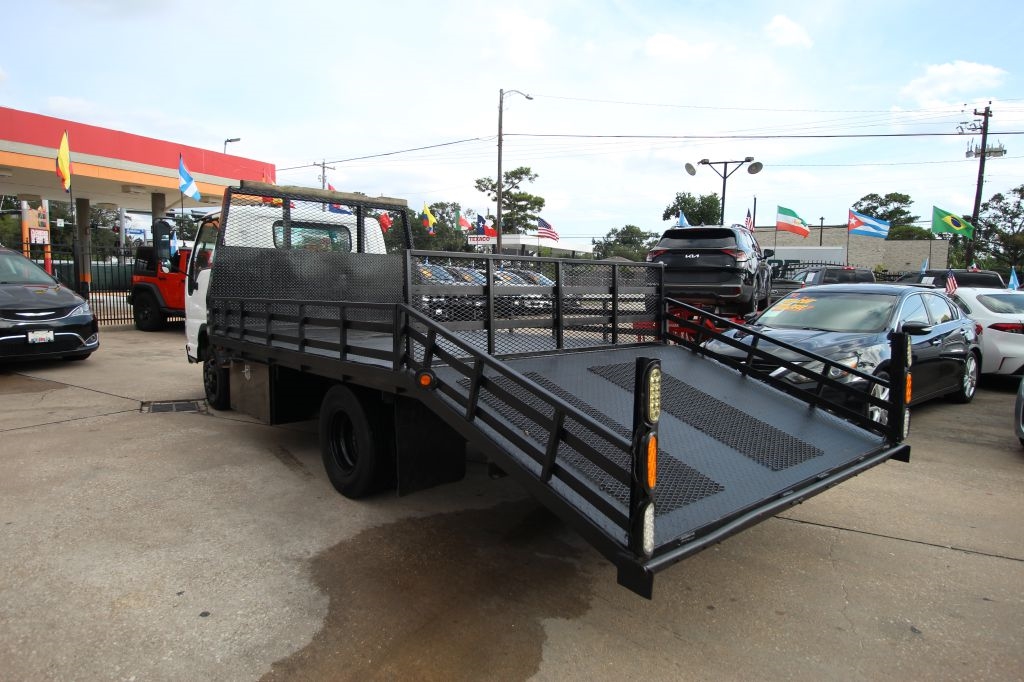 Isuzu NPR  2006 Isuzu NPR  2006