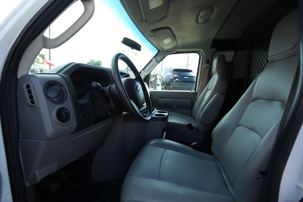 Ford Econoline E-150 2011 Ford Econoline E-150 2011