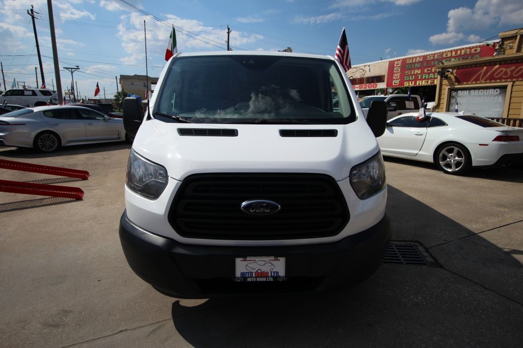 Ford Transit 150 Van Low Roof 60/40 Pass. 130-in. WB 2017 Ford Transit 150 Van Low Roof 60/40 Pass. 130-in. WB 2017