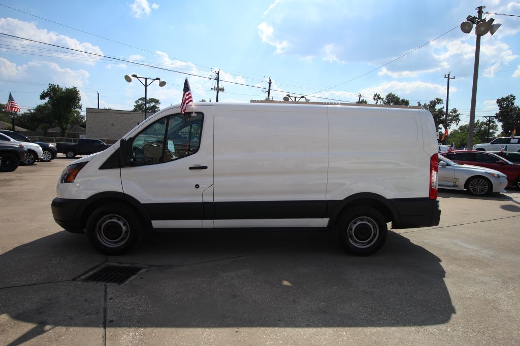 Ford Transit 150 Van Low Roof 60/40 Pass. 130-in. WB 2017 Ford Transit 150 Van Low Roof 60/40 Pass. 130-in. WB 2017