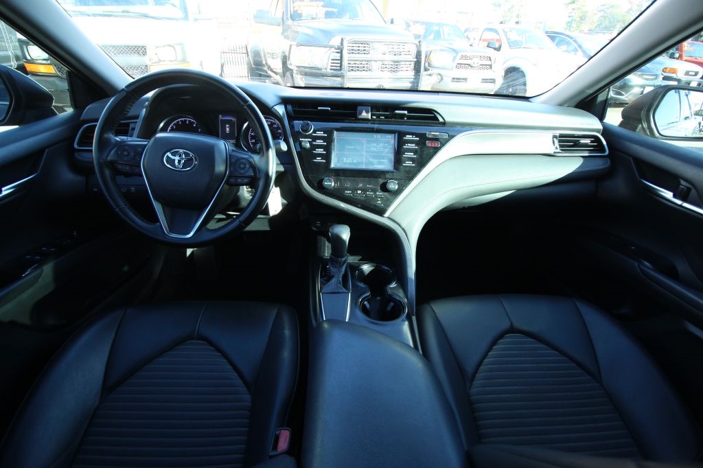 Toyota Camry L 2019
