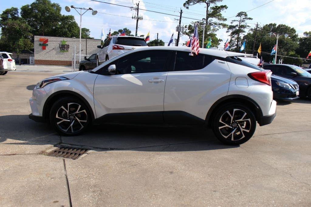 Toyota C-HR XLE 2018