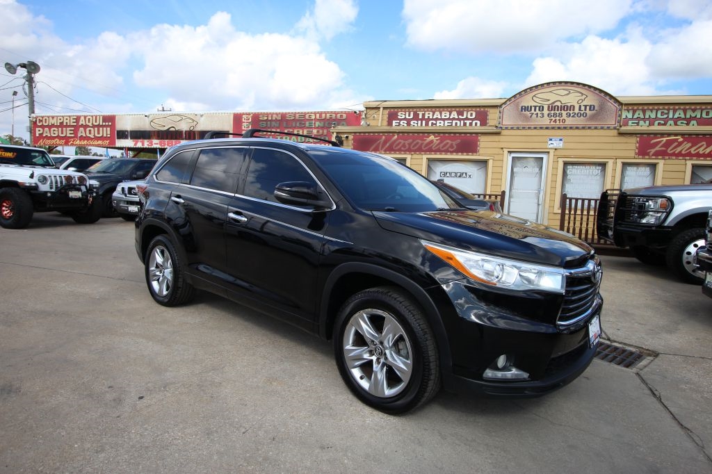Toyota Highlander Limited FWD V6 2016