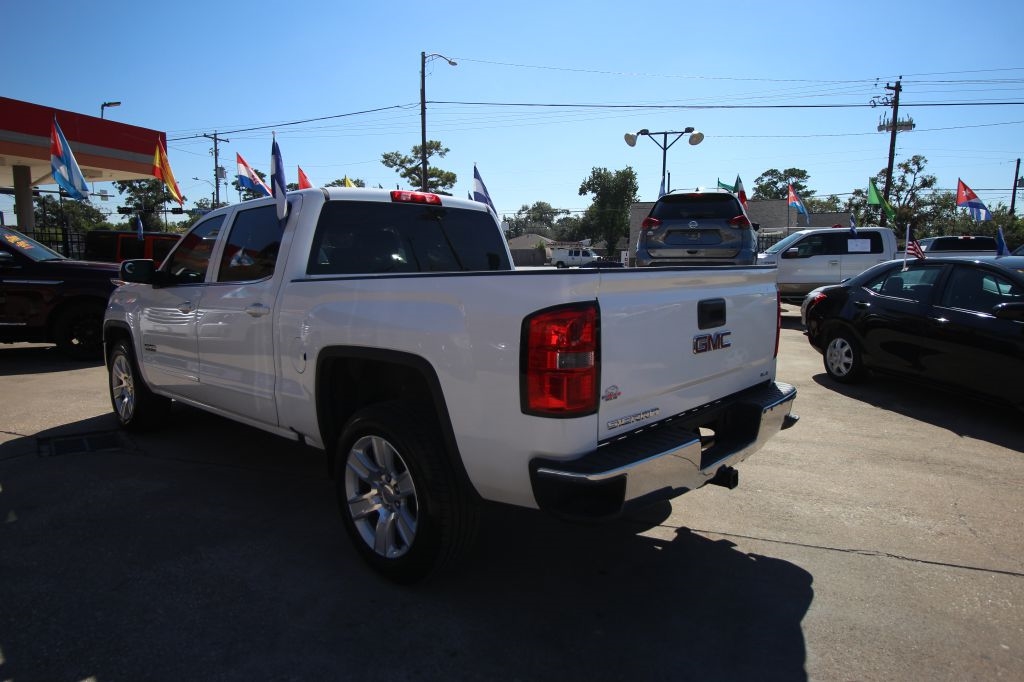 GMC Sierra 1500 SLE Crew Cab Short Box 2WD 2017 GMC Sierra 1500 SLE Crew Cab Short Box 2WD 2017