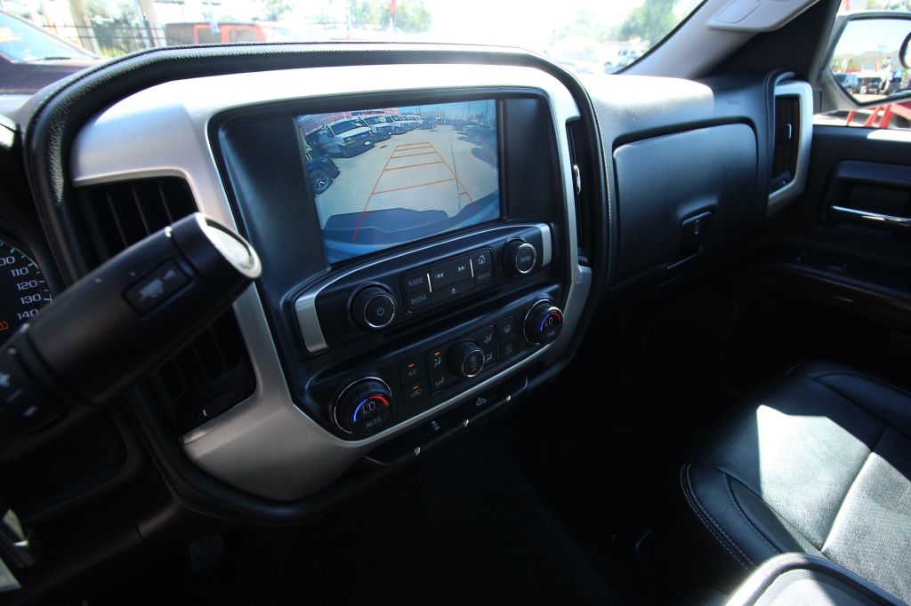 GMC Sierra 1500 SLE Crew Cab Short Box 2WD 2017 GMC Sierra 1500 SLE Crew Cab Short Box 2WD 2017