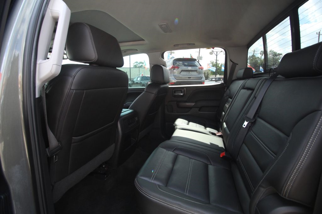 GMC Sierra 1500 Denali Crew Cab Long Box 4WD 2018 GMC Sierra 1500 Denali Crew Cab Long Box 4WD 2018