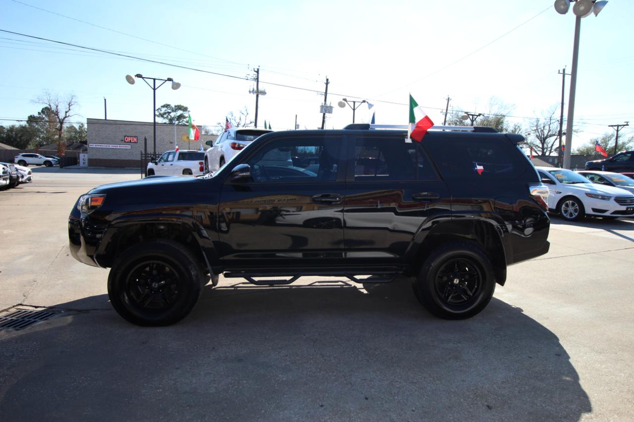 Toyota 4Runner SR5 4WD 2018