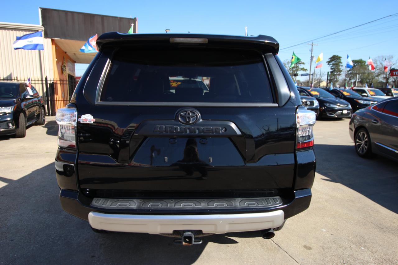 Toyota 4Runner SR5 4WD 2018