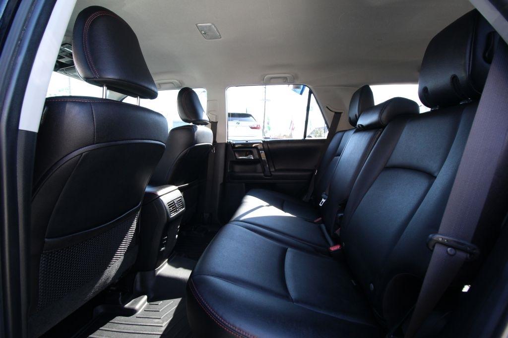 Toyota 4Runner SR5 4WD 2018