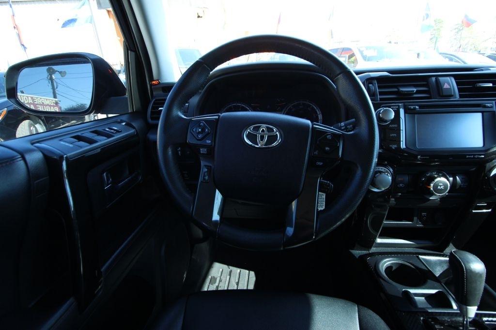 Toyota 4Runner SR5 4WD 2018