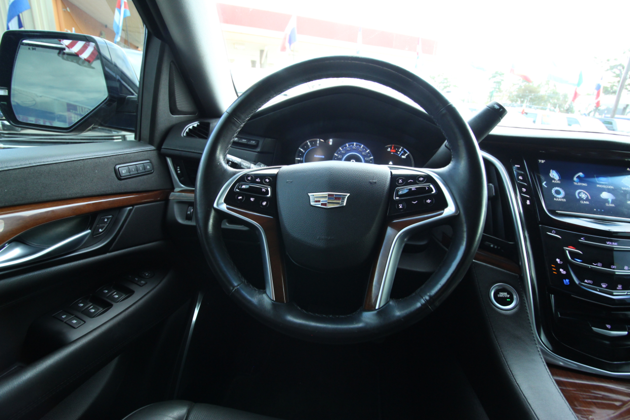 Cadillac Escalade Premium 2WD 2018