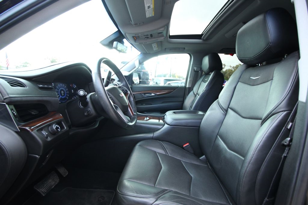 Cadillac Escalade Premium 2WD 2018