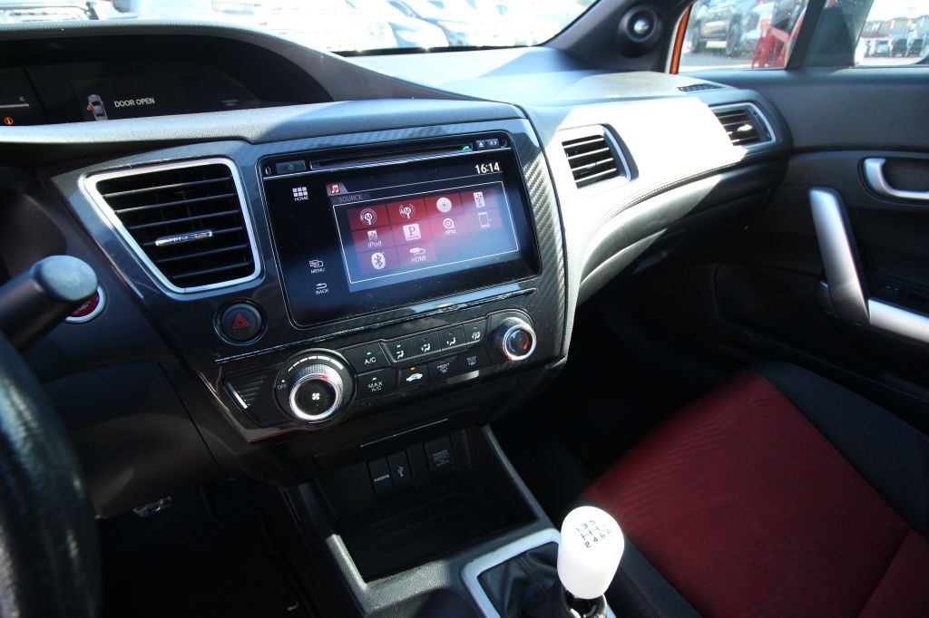 Honda Civic Si Coupe 6-Speed MT 2015