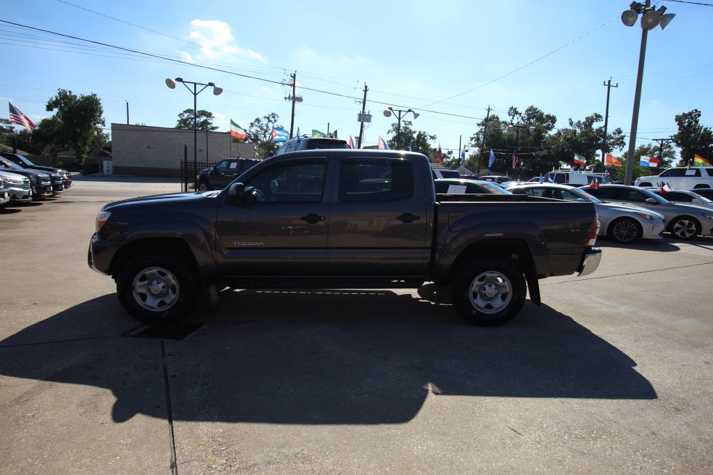 Toyota Tacoma PreRunner Double Cab V6 Auto 2WD 2012 Toyota Tacoma PreRunner Double Cab V6 Auto 2WD 2012
