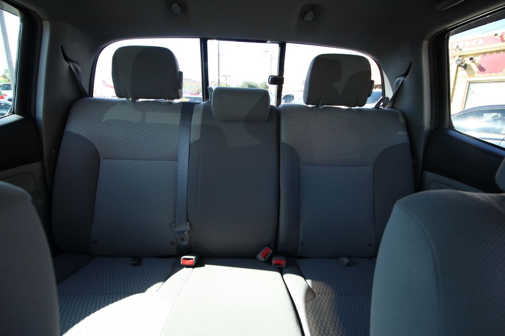 Toyota Tacoma PreRunner Double Cab V6 Auto 2WD 2012 Toyota Tacoma PreRunner Double Cab V6 Auto 2WD 2012