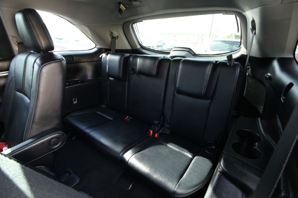 Toyota Highlander SE FWD V6 2017