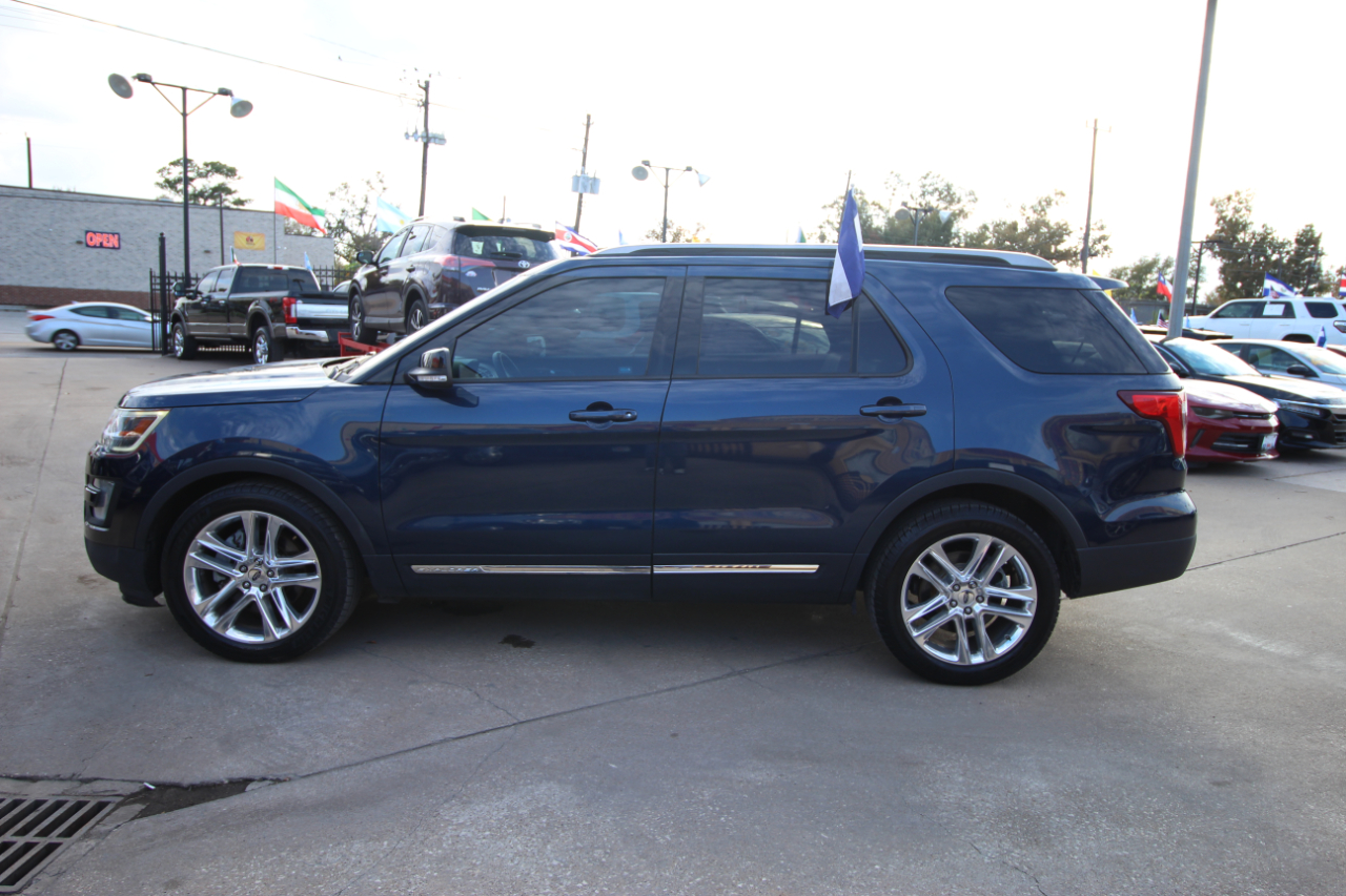 Ford Explorer XLT FWD 2017