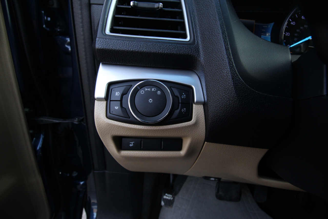 Ford Explorer XLT FWD 2017