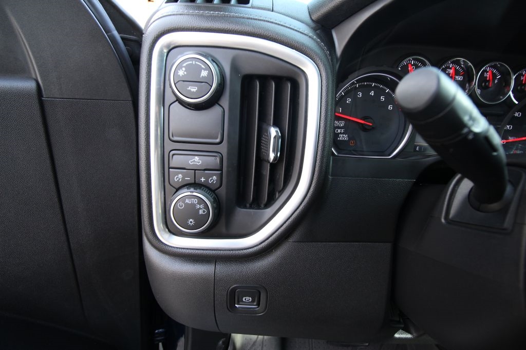 Chevrolet Silverado 1500 LT Crew Cab 2WD 2019