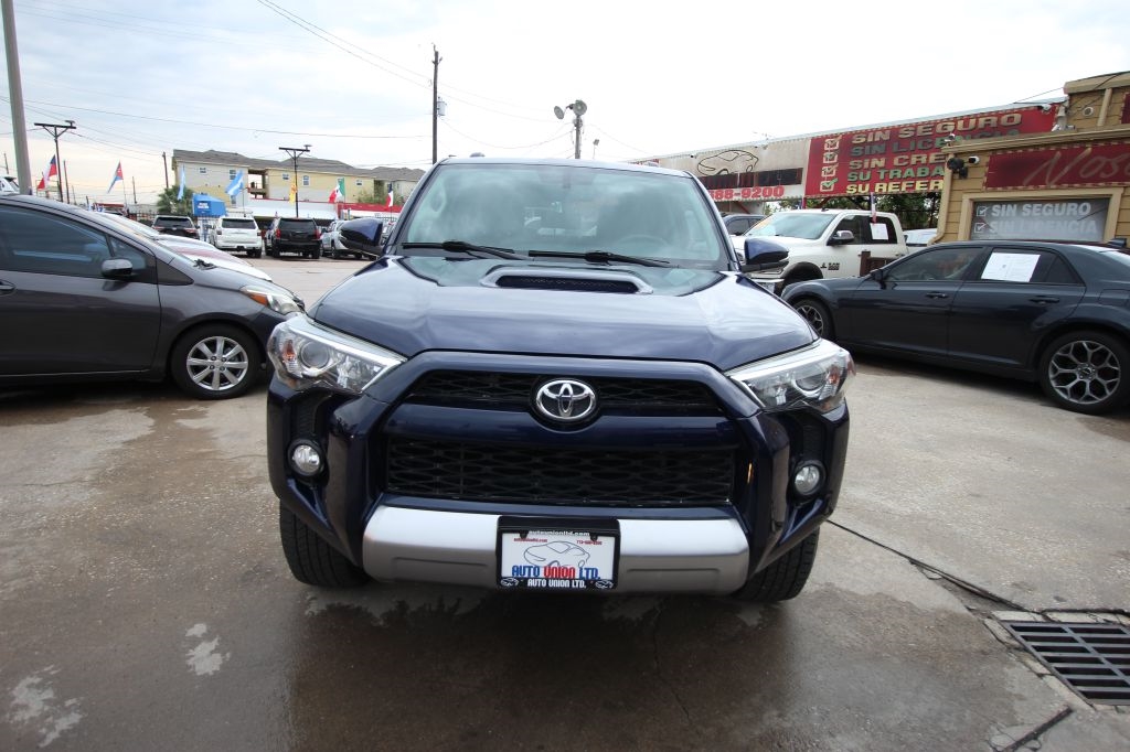 Toyota 4Runner SR5 4WD 2017