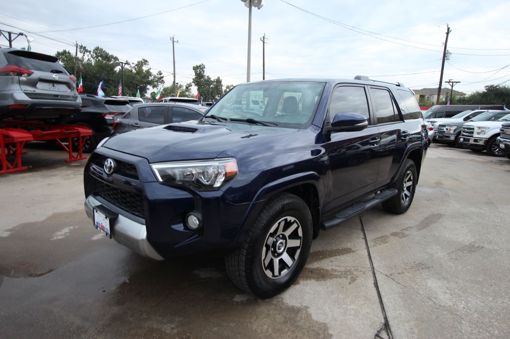 Toyota 4Runner SR5 4WD 2017