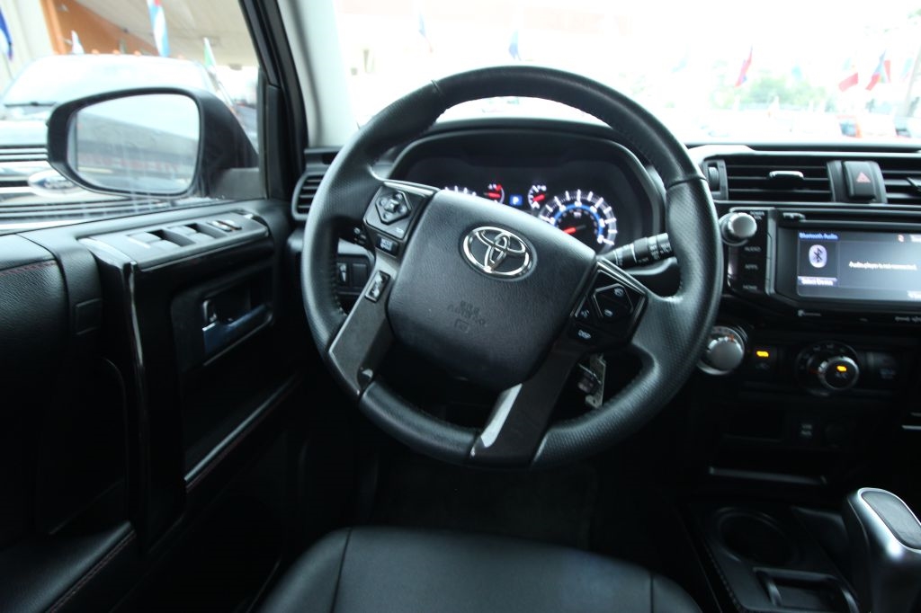 Toyota 4Runner SR5 4WD 2017