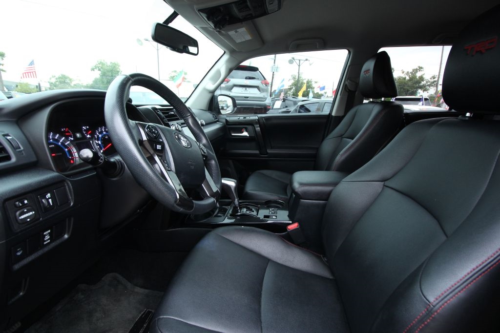 Toyota 4Runner SR5 4WD 2017