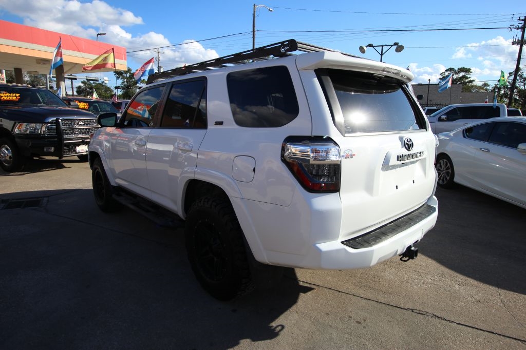 Toyota 4Runner SR5 4WD 2016