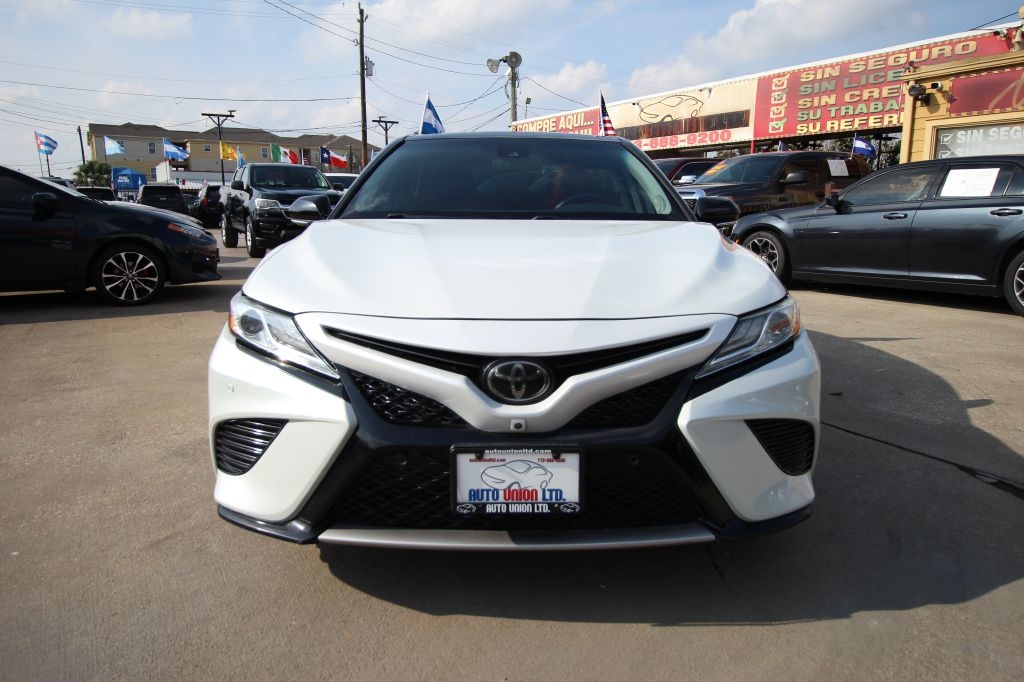 Toyota Camry XSE V6 2020