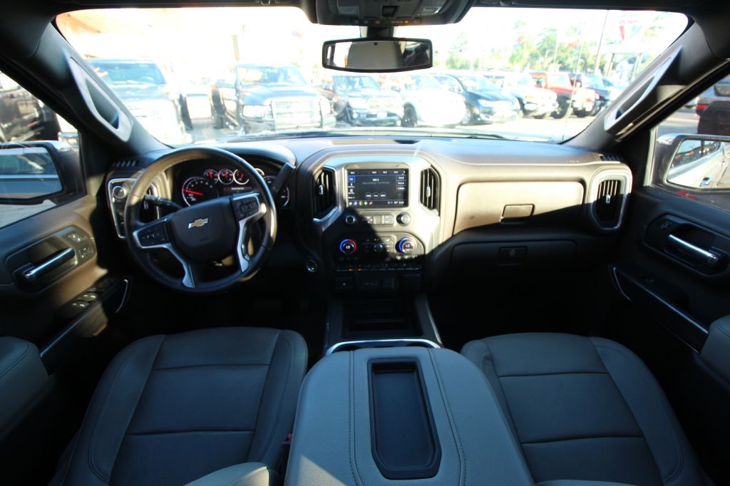 Chevrolet Silverado 1500 LTZ Crew Cab 4WD 2021