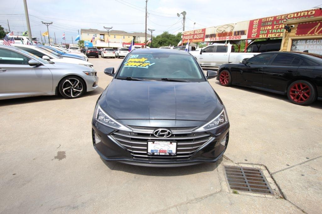 Hyundai Elantra Limited 2020