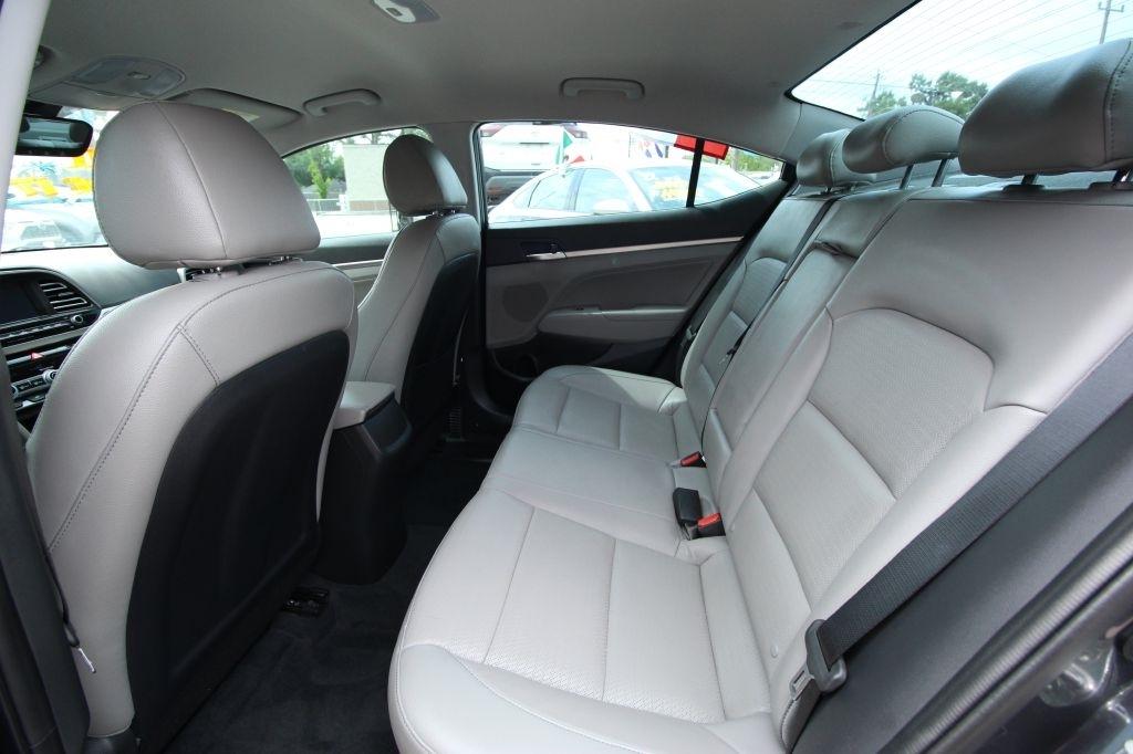 Hyundai Elantra Limited 2020