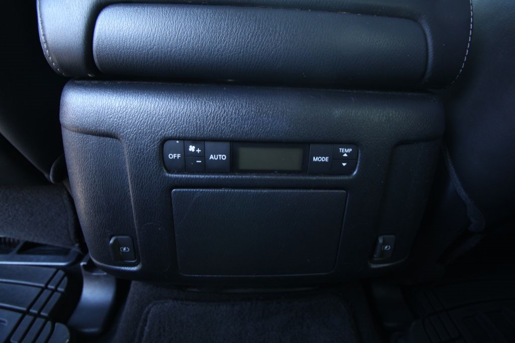 Nissan Armada SV 2WD 2019