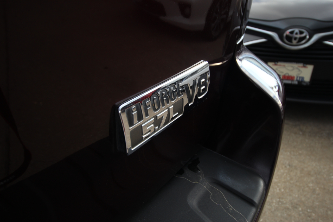 Toyota Sequoia Plantium 2WD 2015