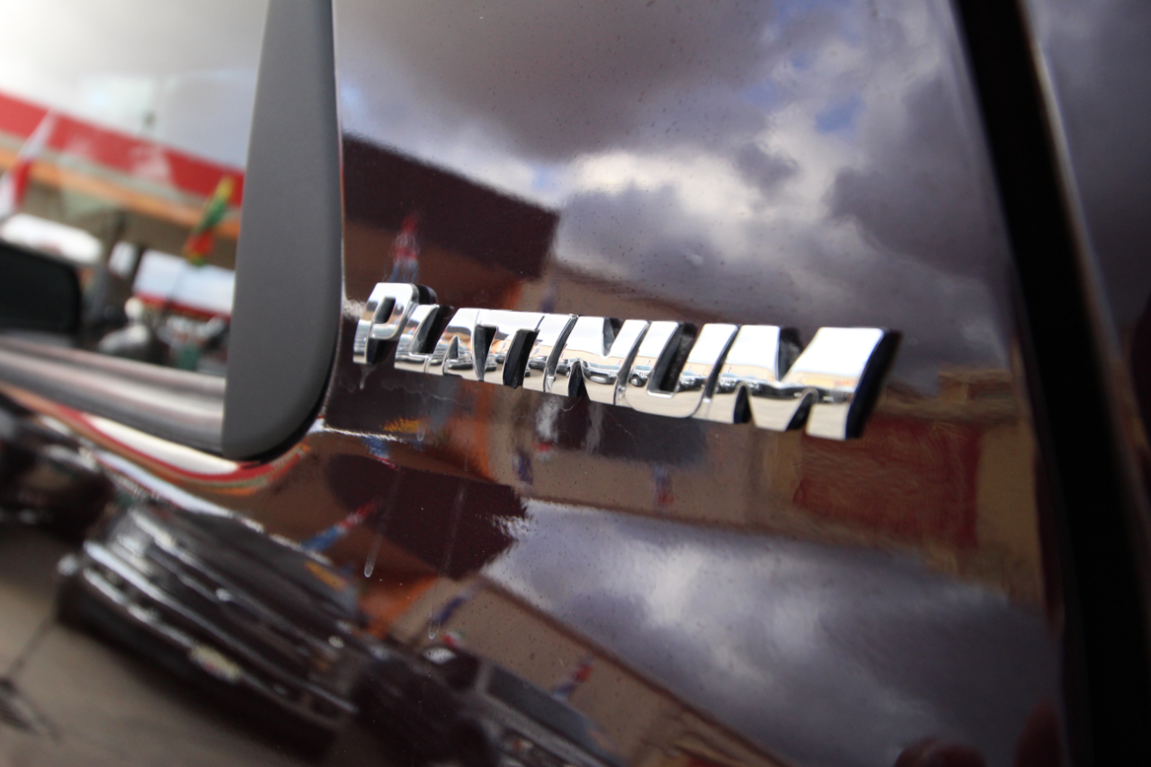 Toyota Sequoia Plantium 2WD 2015