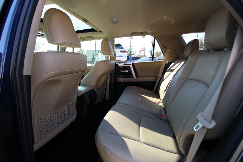 Toyota 4Runner SR5 2WD 2016