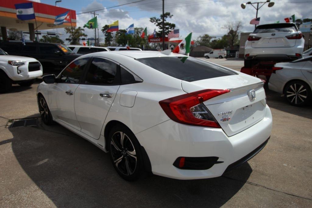 Honda Civic Touring Sedan CVT 2016