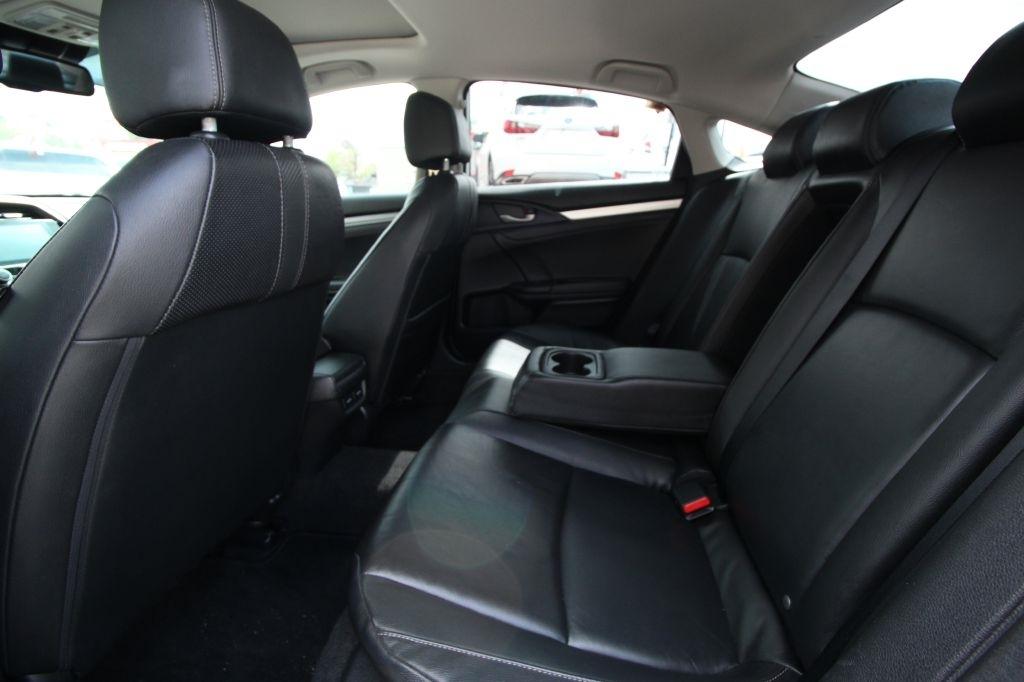 Honda Civic Touring Sedan CVT 2016